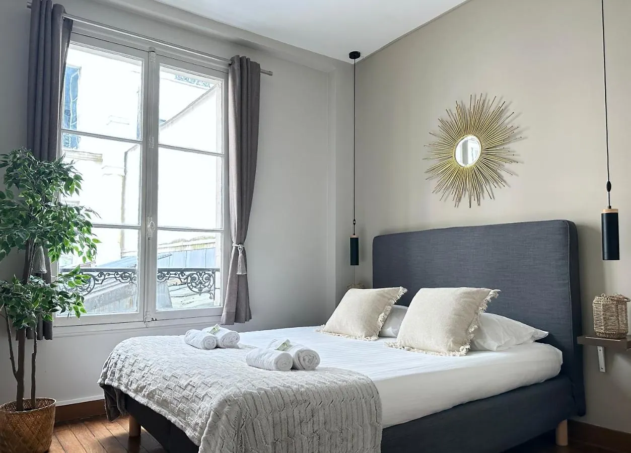 Quiet Retreat Studio In Le Marais location