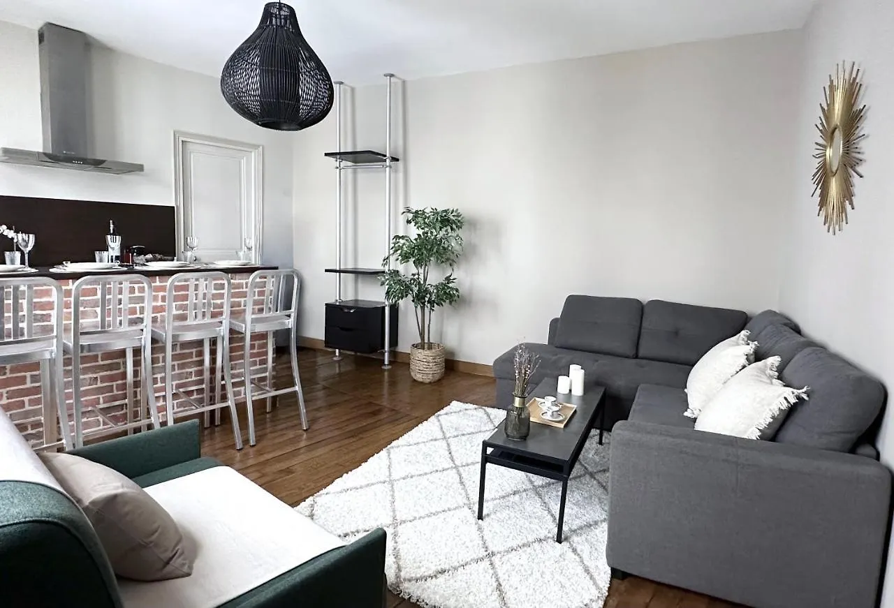Quiet Retreat Studio In Le Marais Paris Lägenhet